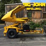 Big John vontatott idős fa átültető
